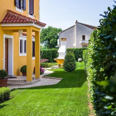 With Parking Space - Diklo, - 5809 Apartamento *